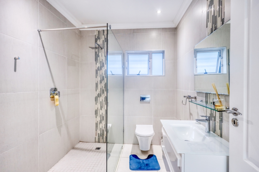 4 Bedroom Property for Sale in Gonubie Eastern Cape